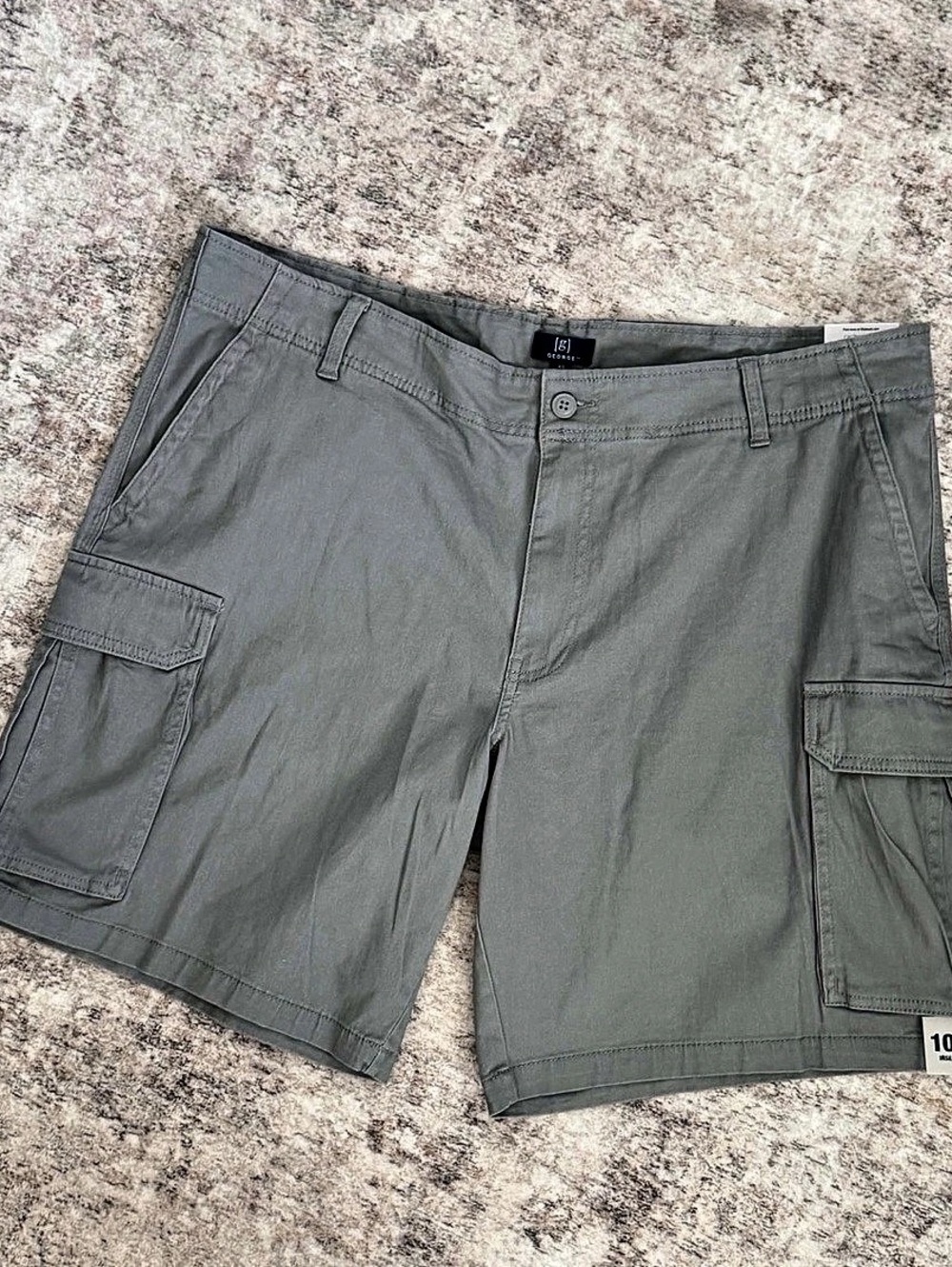 George Men's Relaxed Fit Cargo Shorts, 10" Inseam, Gray